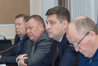 Депутаты обсудили финансирование села